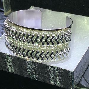 Adjustable Fashion Bracelet